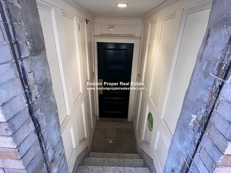 98 Myrtle St #B — Photo 6
