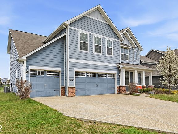 3rd image of 15317 Eastpark Cir W