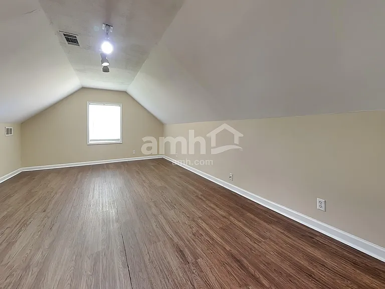 5802 Eagleston Dr — Photo 21