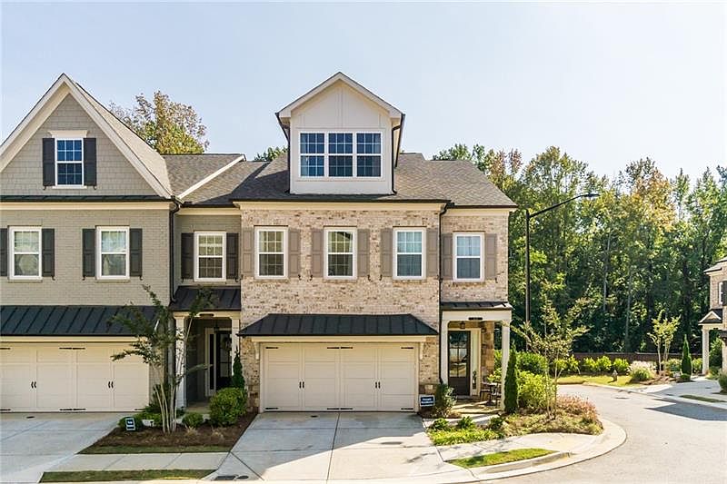 1st image of 4448 Huffman Dr NE