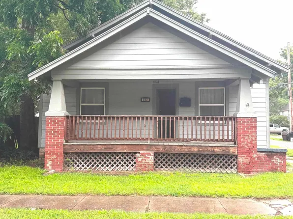 812 Maris St, Winfield, KS 67156