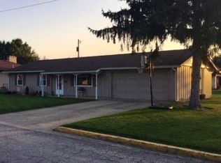 837 Pershing Dr, Circleville, OH 43113