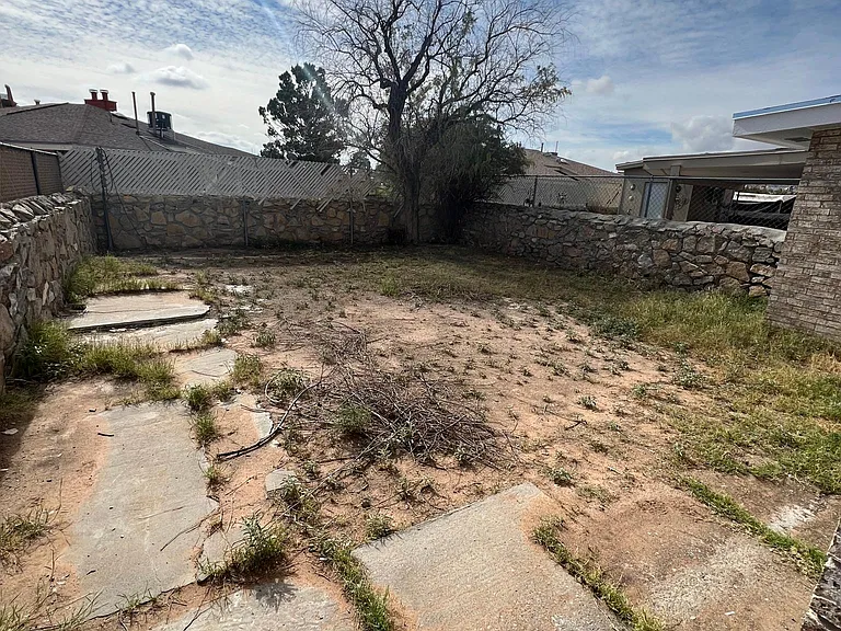 Deer Ave — Photo 13