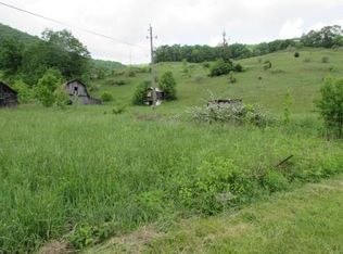 3712 Pinecrest Ln, Ceres, VA 24318