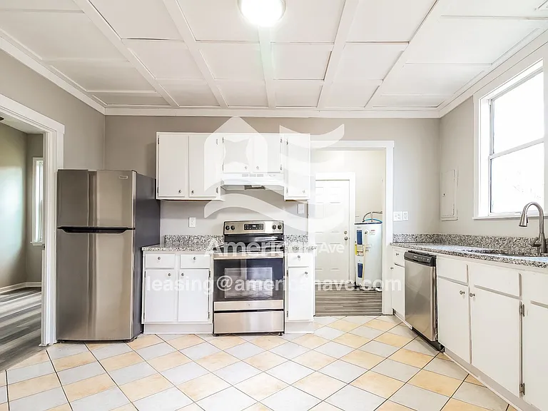 1669323_006_kitchen_14365032.jpg