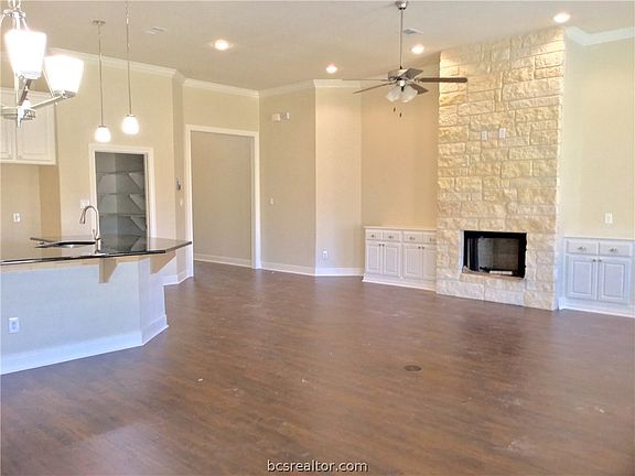 2nd image of 2608 Hailes Ln