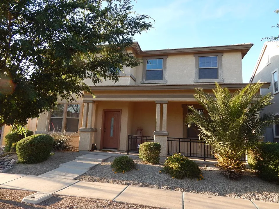 3244 E Patrick St