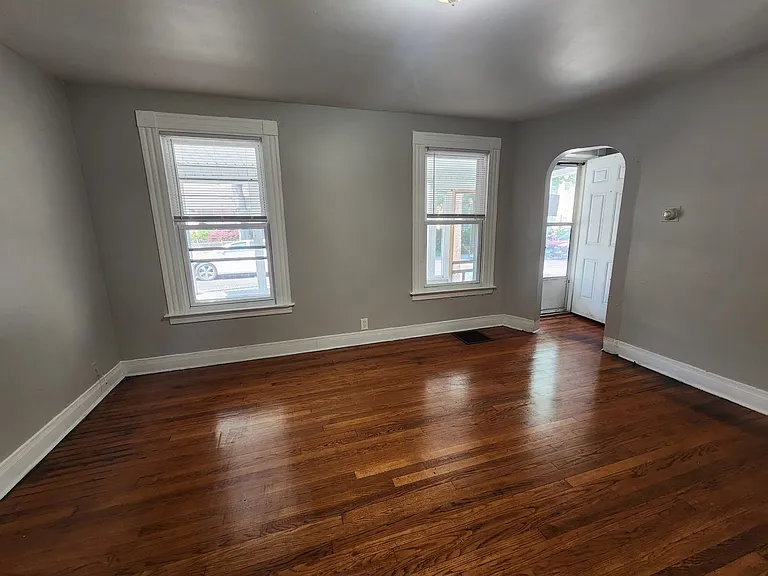 37 Arthur St #3737 — Photo 6