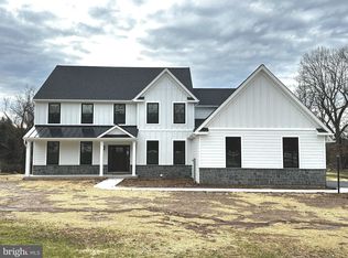 1440 Valley View Rd, Pottstown, PA 19465