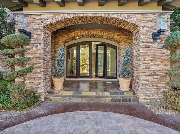 5 Wood Creek Ct, Las Vegas, NV 89141