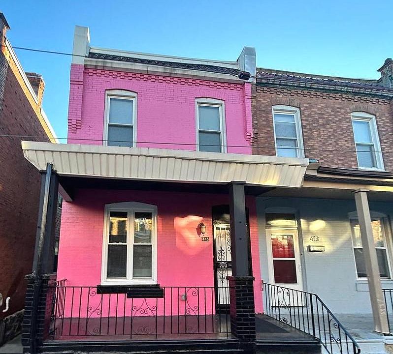1st image of 415 N Redfield St