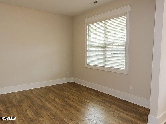 5th image of 311 Winesap Pl