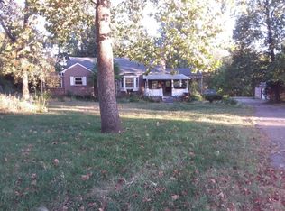 1090 New London Rd, Hamilton, OH 45013