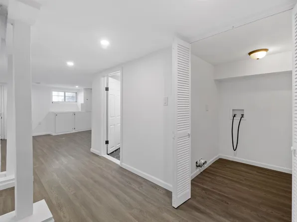 540 Martin Luther King Jr Drive image 11 of 40