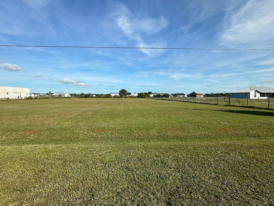 1st image of 7005 SW 21st Parkway