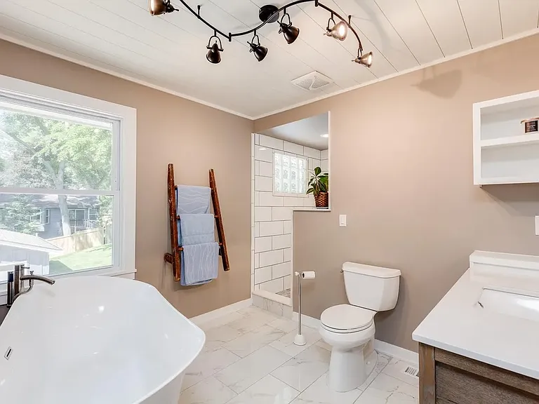 5972 Gumwood Rd — Photo 18