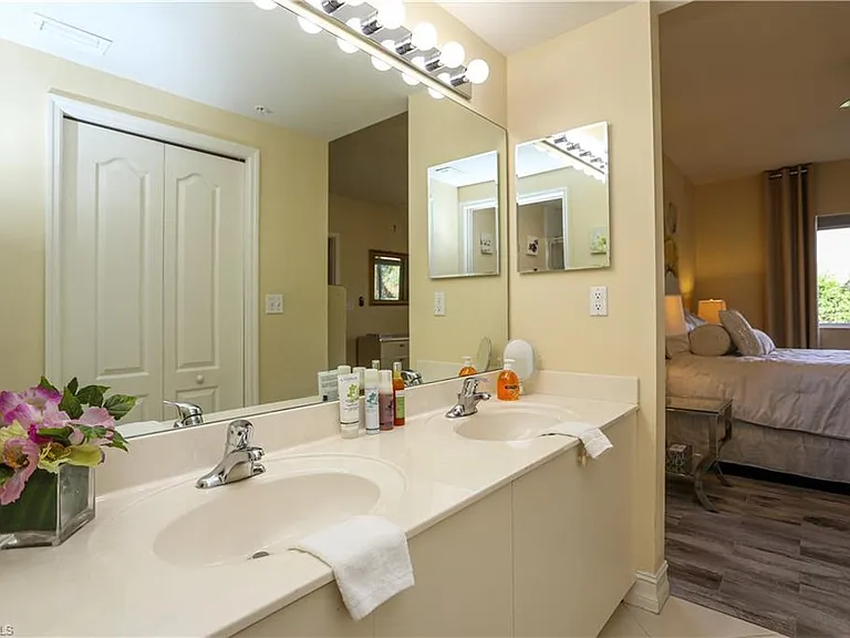 7819 Regal Heron Cir #201 — Photo 33