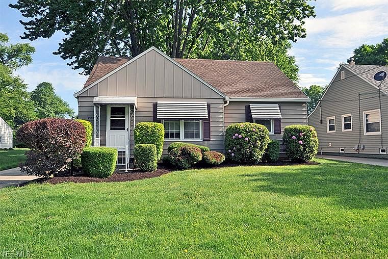 1st image of 22480 Westwood Ave
