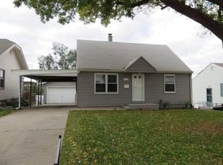 3635 Valley St, Omaha, NE 68105