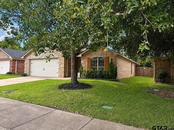 2nd image of 2551 Lazy Acres Ln