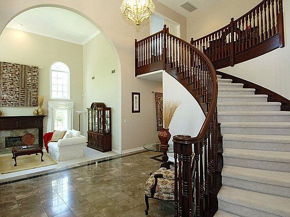 2nd image of 4218 Vicasa Dr