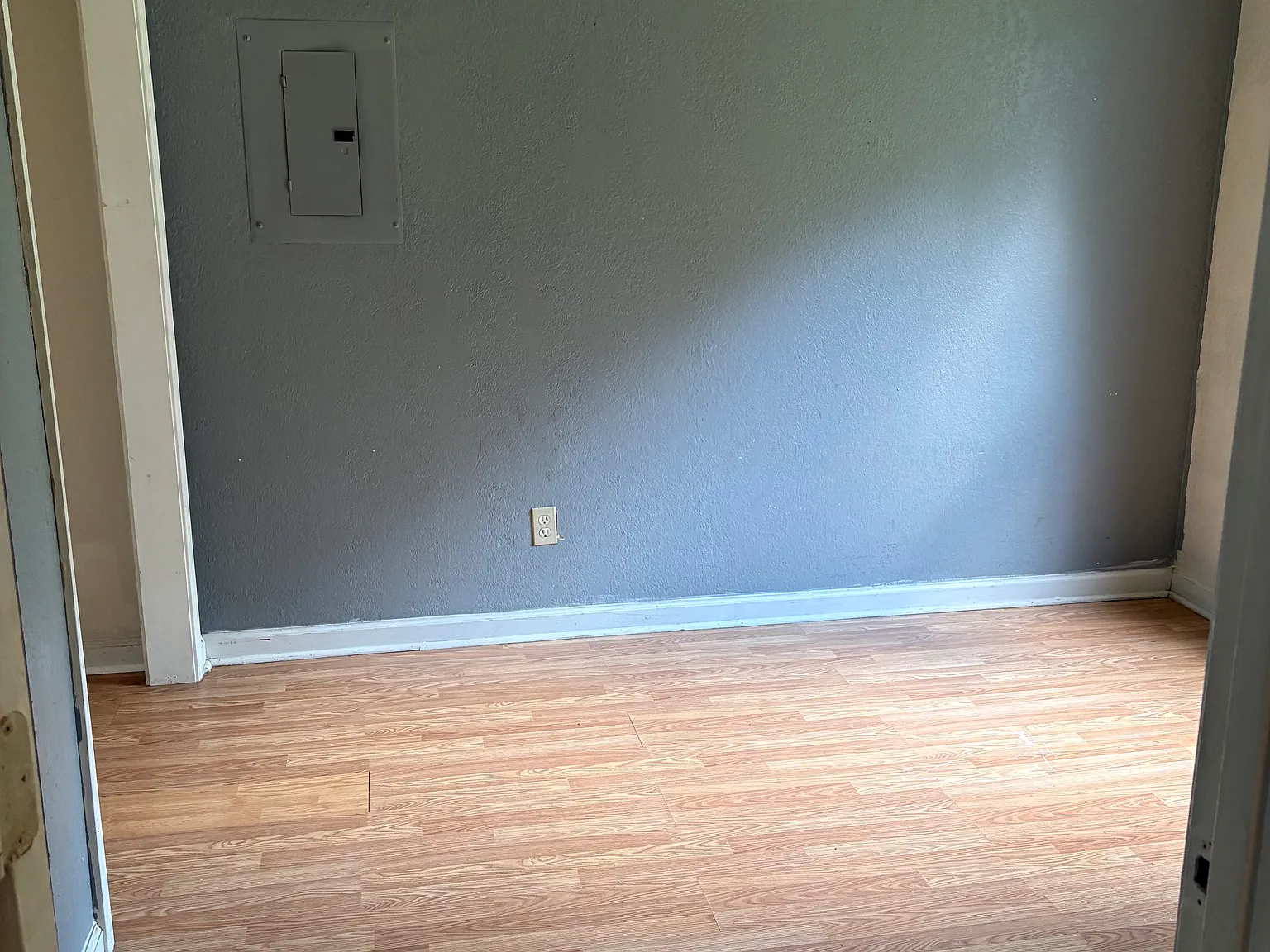 1 bed, 500 sqft, $675 — Photo 3