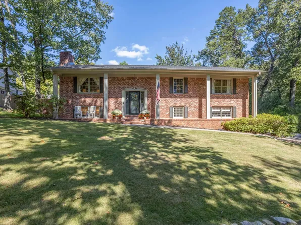 1104 Tiara Cir, Birmingham, AL 35226