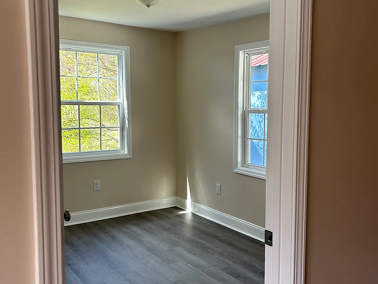 2913 Brooks Ave — Photo 22
