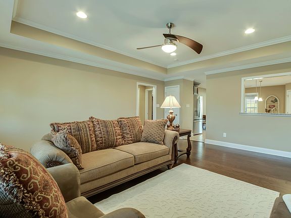 5th image of 3329 Parrish Hill Ln