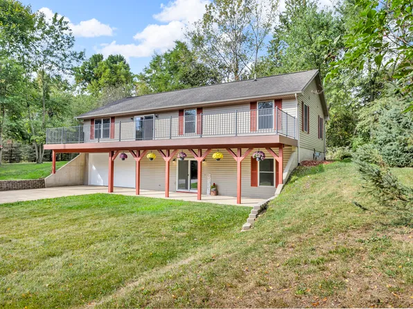 11700 Crystal Lake Dr, Jerome, MI 49249