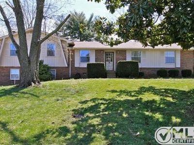 132 Hickory Heights Dr, Hendersonville, TN, 37075