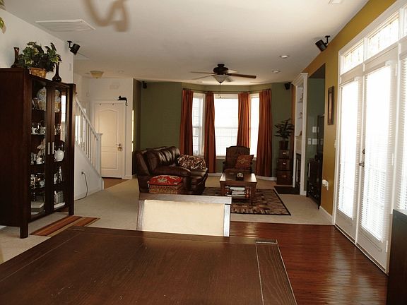 2nd image of 1193 Belmeade Dr