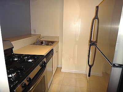 3rd image of 304 Mulberry St APT 2A