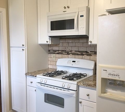5th image of 142 D St