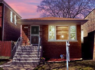 9136 S Dobson Ave, Chicago, IL 60619