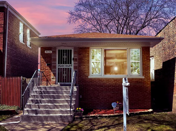9136 S Dobson Ave, Chicago, IL 60619
