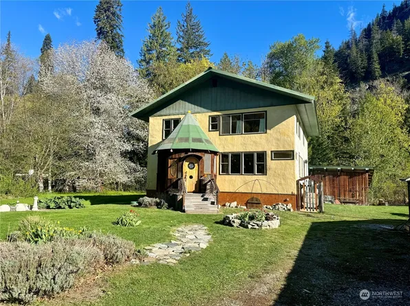 1 NNA Stehekin Valley Road, Stehekin, WA 98852
