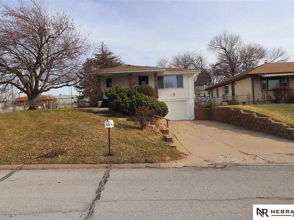 1st image of 7003 S 41st Ave