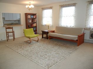 13833 Cedar Rd APT 104C, South Euclid, OH 44118