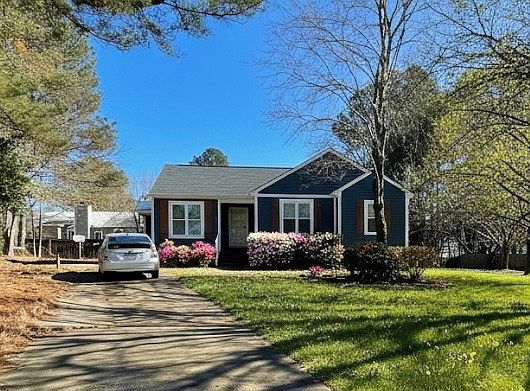 1st image of 106 Newbury Ct