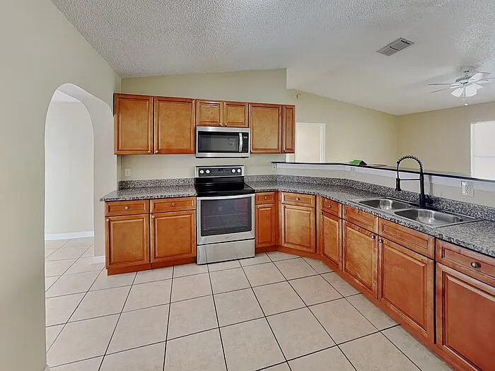 12 Herring Ct — Photo 5