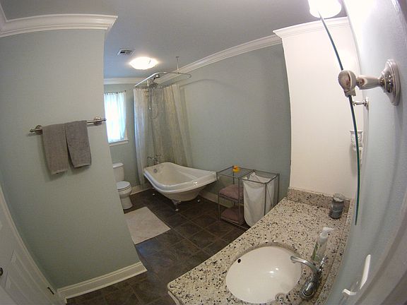 2nd bathroom
