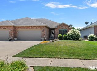 4074 Highbury Dr, Springfield, IL 62711