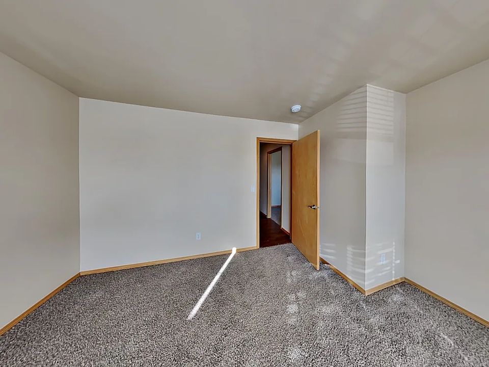 1st image of 16596 SE 183rd Pl