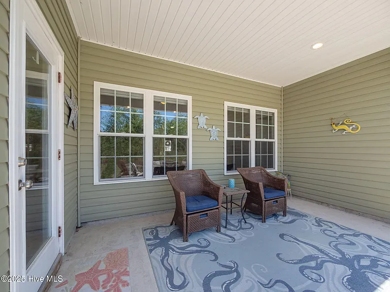512 Hazelwood Dr — Photo 30