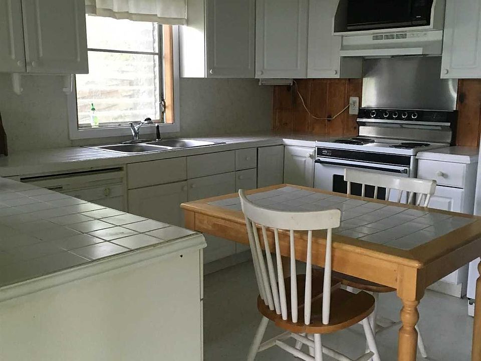 1st image of 1200 Carolina Ln