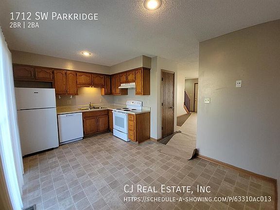 5th image of 1712 SW Parkridge Dr