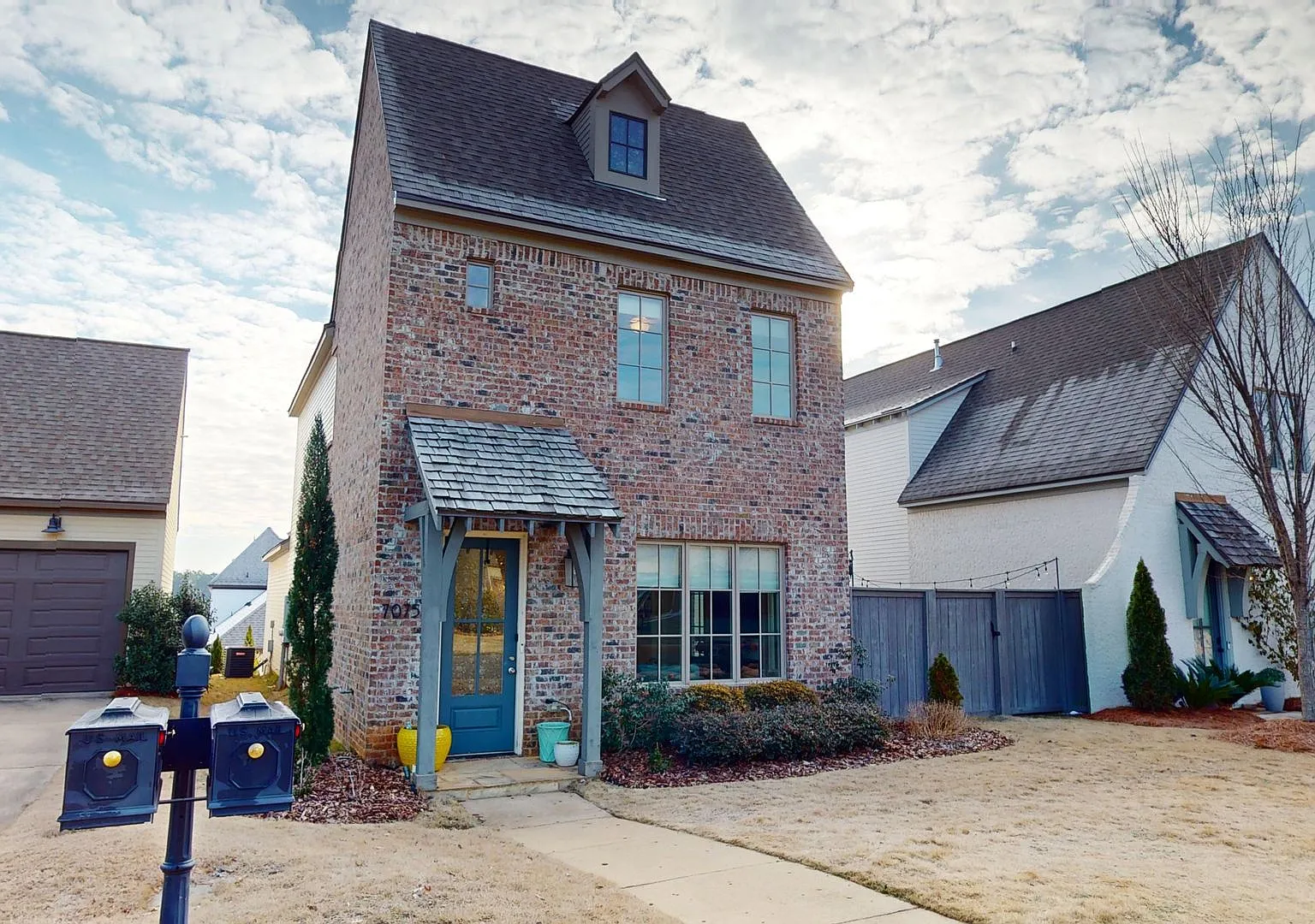 Available the beginning of September 2026! A Wonderful 4 Bdrm, 3.5 Bath on outskirts of Eastchase — Photo 1
