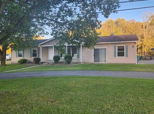 1189 Booths Creek Rd, Fairmont, WV 26554