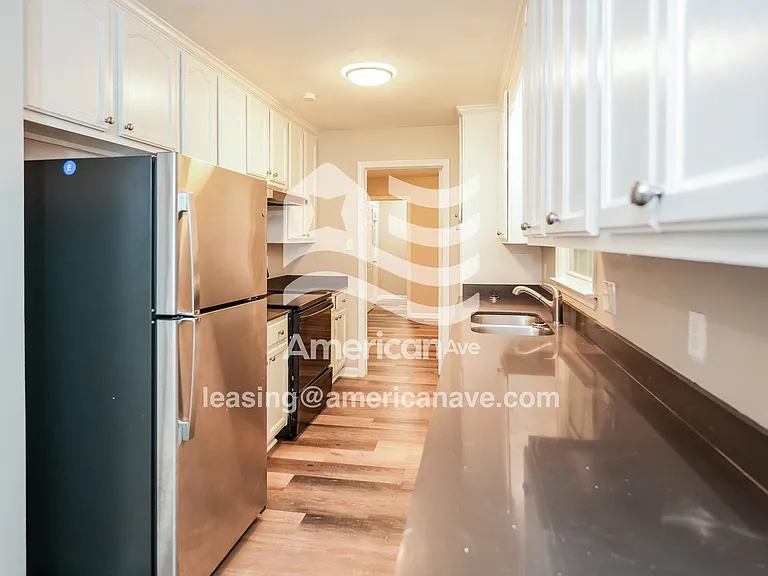 1668858_006_kitchen_14124659.jpg